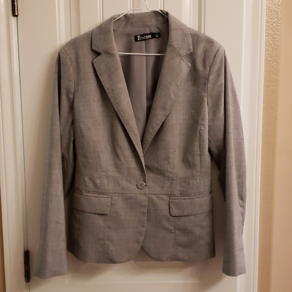 NWOT New York & Company Light Grey Blazer
